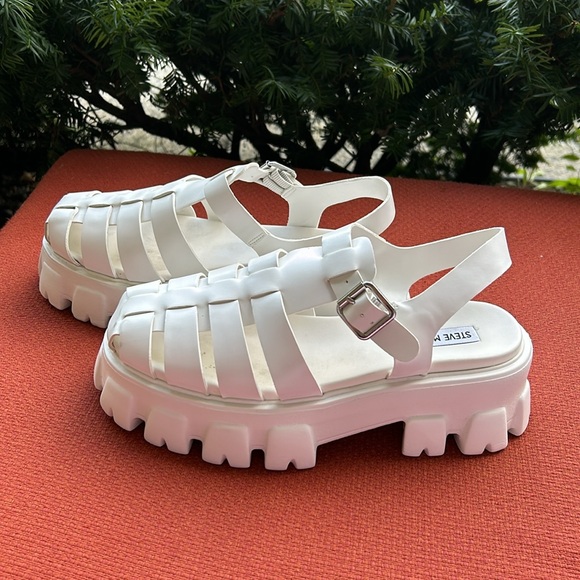 Steve Madden White Echo Fisherman Sandals Size 10 - Picture 3 of 5